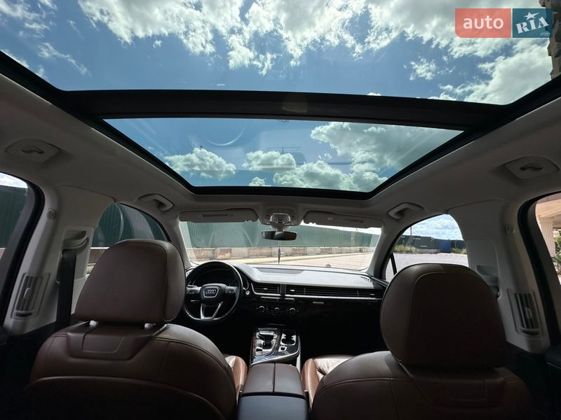 Внедорожник / Кроссовер Audi Q7 2016 в Киеве