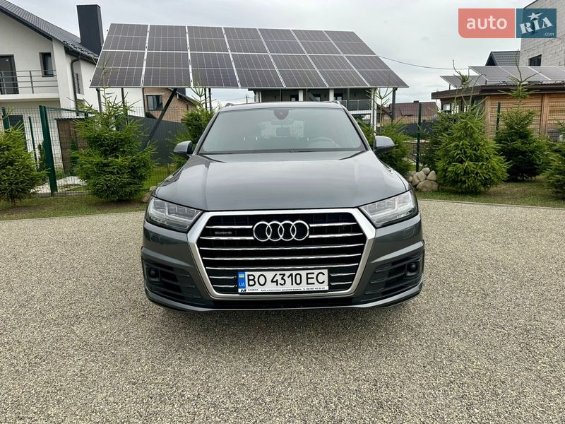 Внедорожник / Кроссовер Audi Q7 2018 в Тернополе