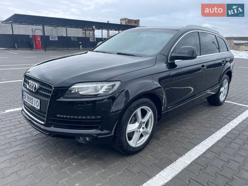 Внедорожник / Кроссовер Audi Q7 2006 в Дубно