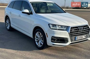 Внедорожник / Кроссовер Audi Q7 2016 в Измаиле