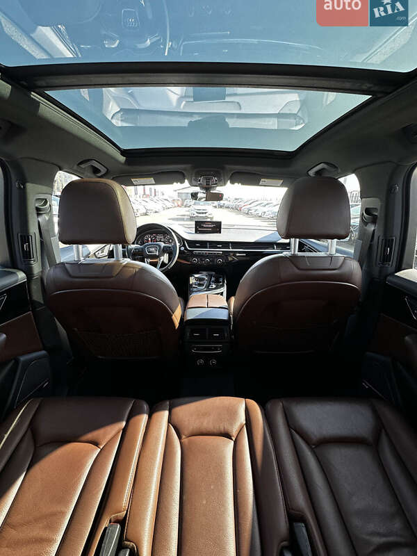 Позашляховик / Кросовер Audi Q7 2019 в Білогородці
