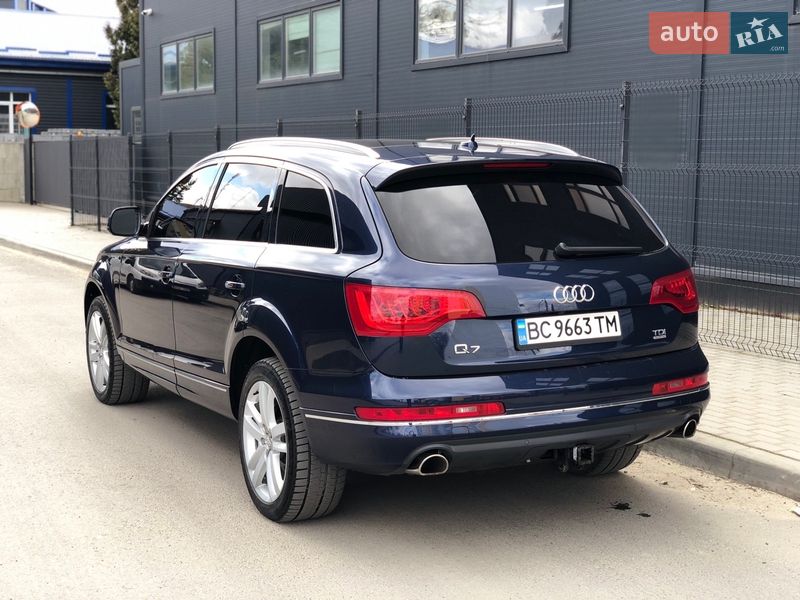 Внедорожник / Кроссовер Audi Q7 2014 в Золочеве