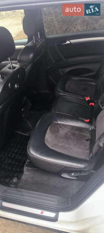Позашляховик / Кросовер Audi Q7 2011 в Умані фото 13 Позашляховик / Кросовер Audi Q7 2011 в Умані