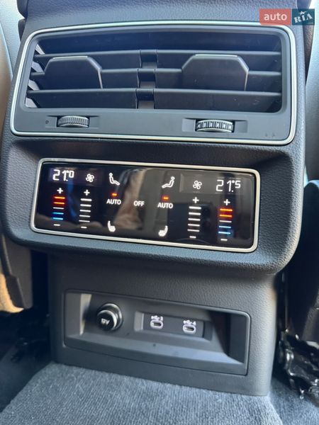 Внедорожник / Кроссовер Audi Q7 2021 в Киеве