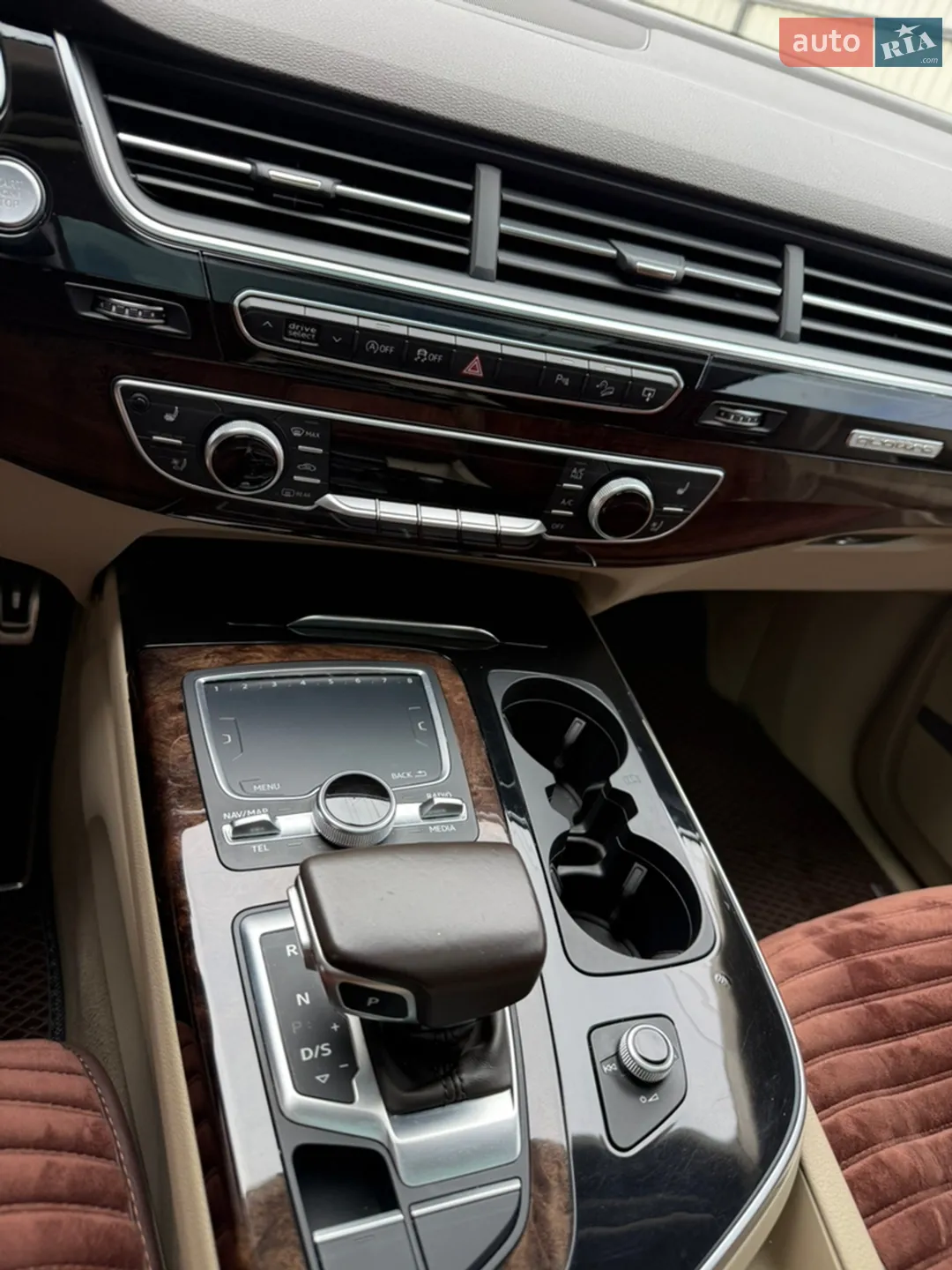 2016 Audi Q7 - мініатюра 25