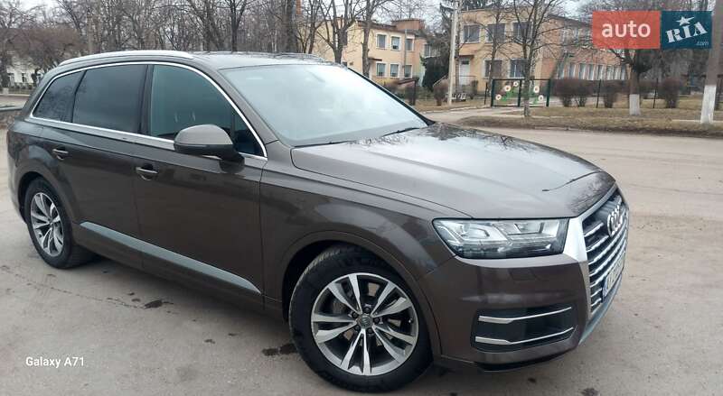 Позашляховик / Кросовер Audi Q7 2017 в Кропивницькому