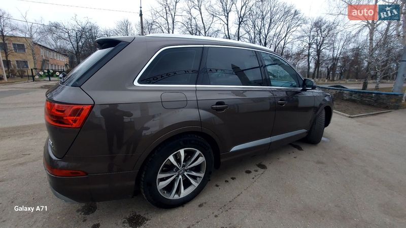 Позашляховик / Кросовер Audi Q7 2017 в Кропивницькому