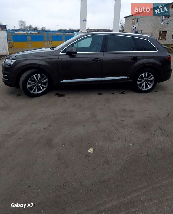 Позашляховик / Кросовер Audi Q7 2017 в Кропивницькому