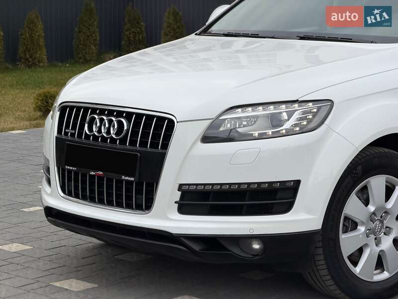 Внедорожник / Кроссовер Audi Q7 2011 в Ужгороде
