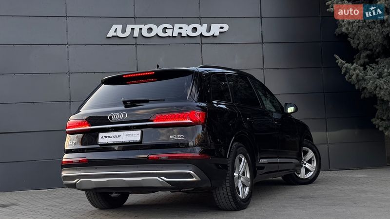 Внедорожник / Кроссовер Audi Q7 2021 в Днепре