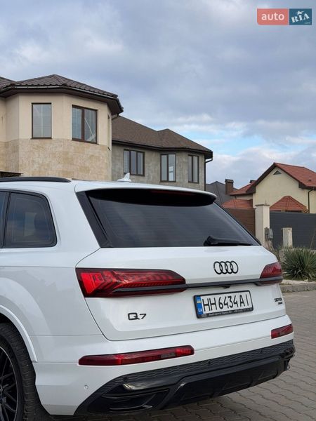 Внедорожник / Кроссовер Audi Q7 2020 в Одессе