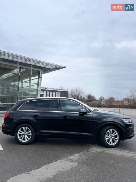 Позашляховик / Кросовер Audi Q7 2016 в Хмельницькому