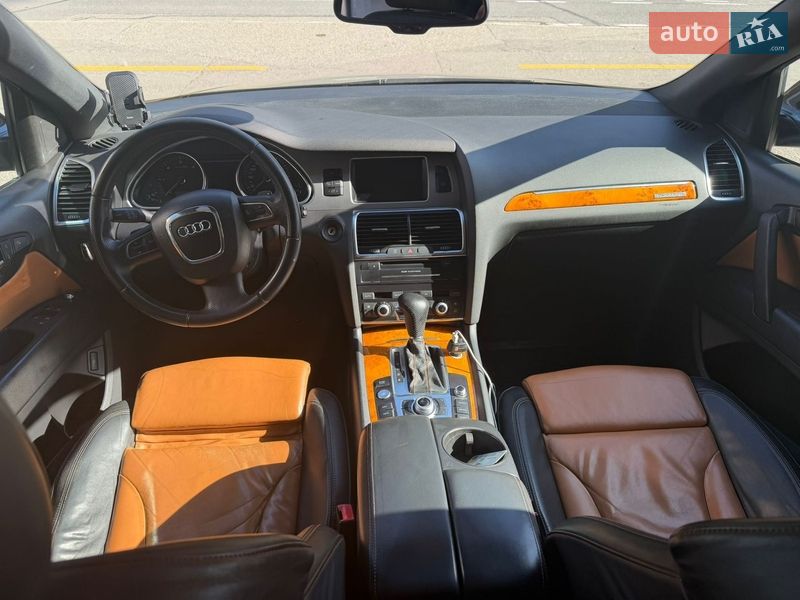 Позашляховик / Кросовер Audi Q7 2010 в Запоріжжі фото 5 Позашляховик / Кросовер Audi Q7 2010 в Запоріжжі