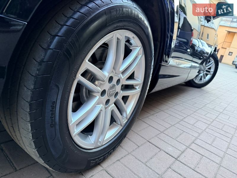Внедорожник / Кроссовер Audi Q7 2016 в Хмельницком