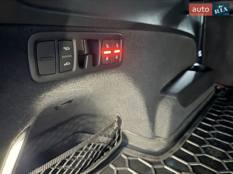 Внедорожник / Кроссовер Audi Q7 2016 в Хмельницком