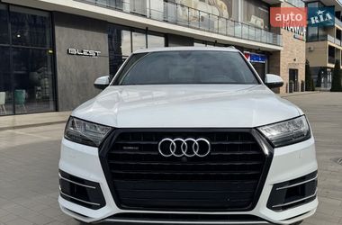 Внедорожник / Кроссовер Audi Q7 2018 в Ужгороде
