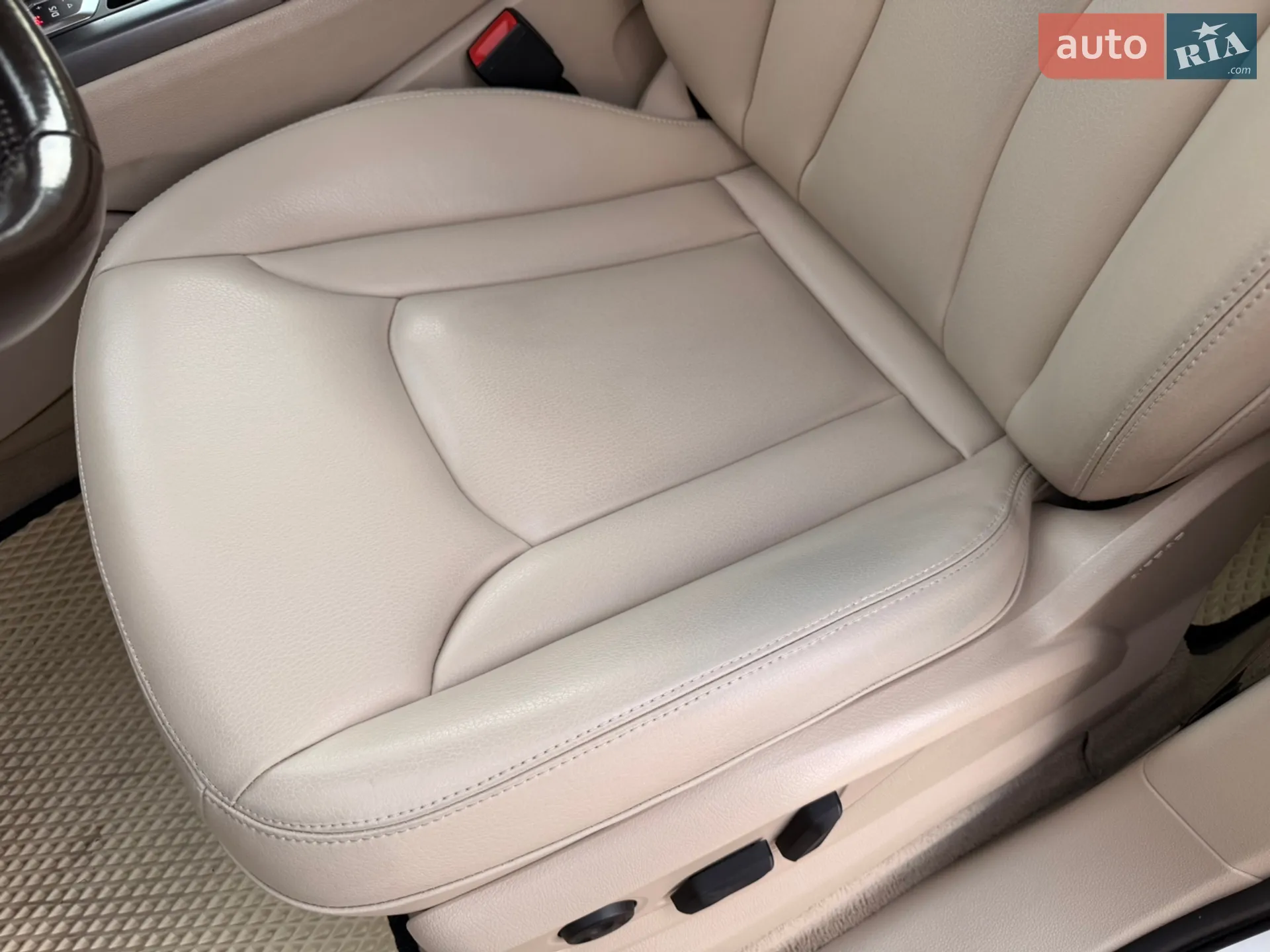 2016 Audi Q7 - мініатюра 22