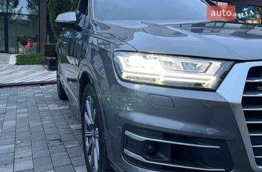 Внедорожник / Кроссовер Audi Q7 2017 в Киеве
