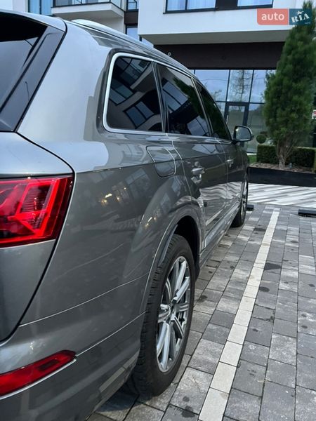 Внедорожник / Кроссовер Audi Q7 2017 в Киеве