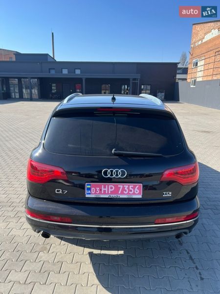 Внедорожник / Кроссовер Audi Q7 2011 в Нововолынске