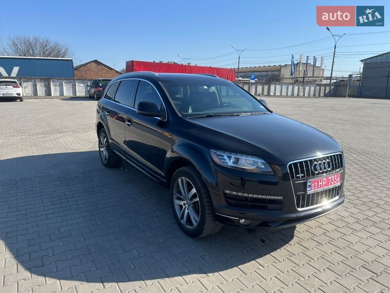 Внедорожник / Кроссовер Audi Q7 2011 в Нововолынске