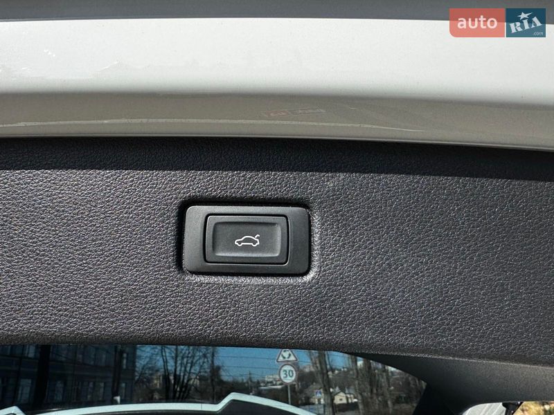 Позашляховик / Кросовер Audi Q7 2023 в Києві фото 13 Позашляховик / Кросовер Audi Q7 2023 в Києві