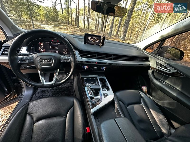 Внедорожник / Кроссовер Audi Q7 2019 в Полтаве