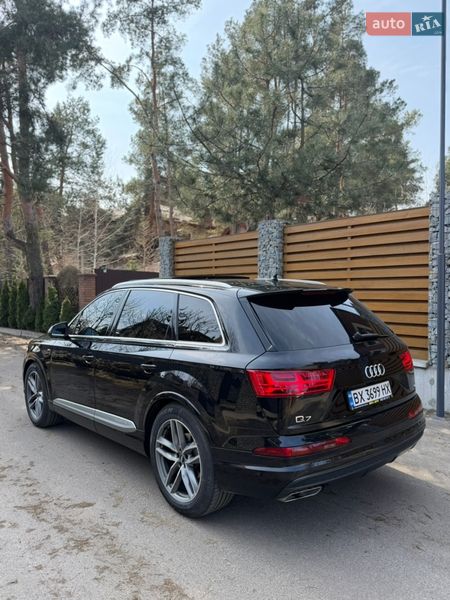 Позашляховик / Кросовер Audi Q7 2017 в Києві фото 6 Позашляховик / Кросовер Audi Q7 2017 в Києві