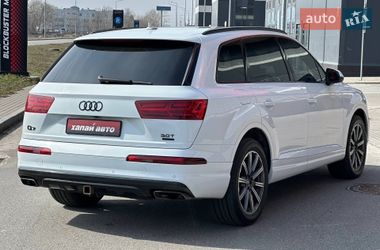 Внедорожник / Кроссовер Audi Q7 2016 в Киеве