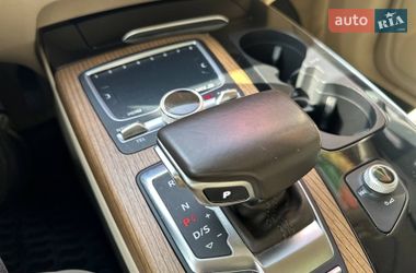 Внедорожник / Кроссовер Audi Q7 2016 в Киеве