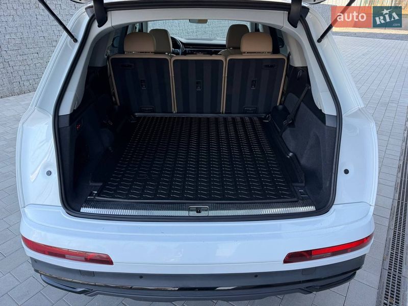 Внедорожник / Кроссовер Audi Q7 2020 в Луцке