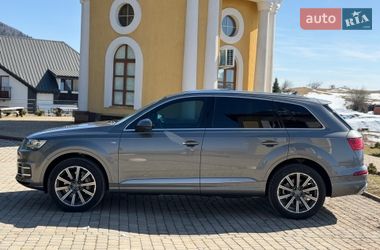 Позашляховик / Кросовер Audi Q7 2017 в Мукачевому