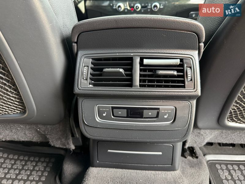 Внедорожник / Кроссовер Audi Q7 2017 в Стрые