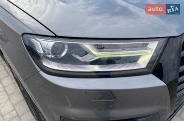 Внедорожник / Кроссовер Audi Q7 2016 в Черновцах