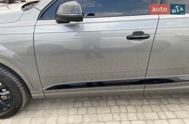 Внедорожник / Кроссовер Audi Q7 2016 в Черновцах
