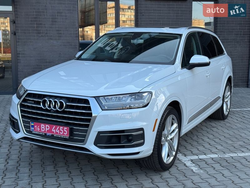 Внедорожник / Кроссовер Audi Q7 2016 в Киеве