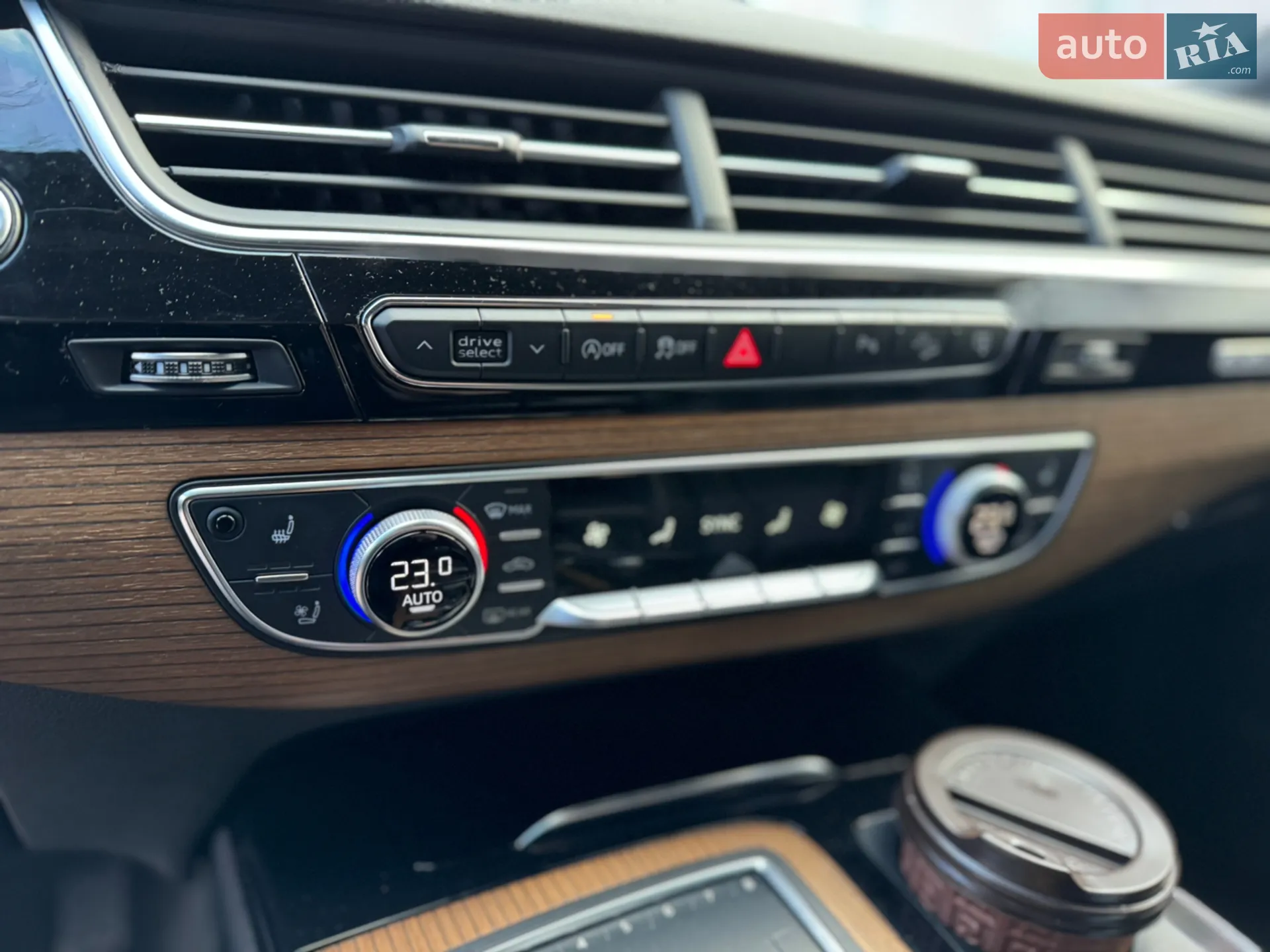 2016 Audi Q7 - мініатюра 24