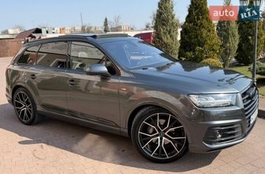 Внедорожник / Кроссовер Audi Q7 2016 в Стрые