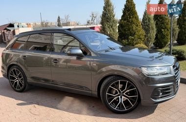 Внедорожник / Кроссовер Audi Q7 2016 в Стрые
