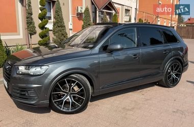 Внедорожник / Кроссовер Audi Q7 2016 в Стрые
