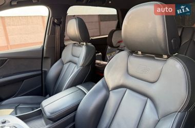 Внедорожник / Кроссовер Audi Q7 2016 в Стрые