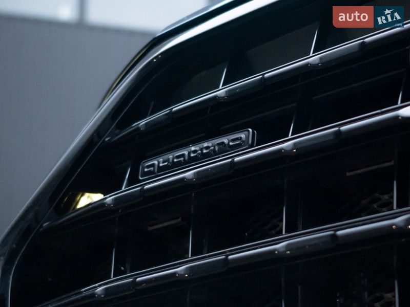 Позашляховик / Кросовер Audi Q7 2019 в Києві