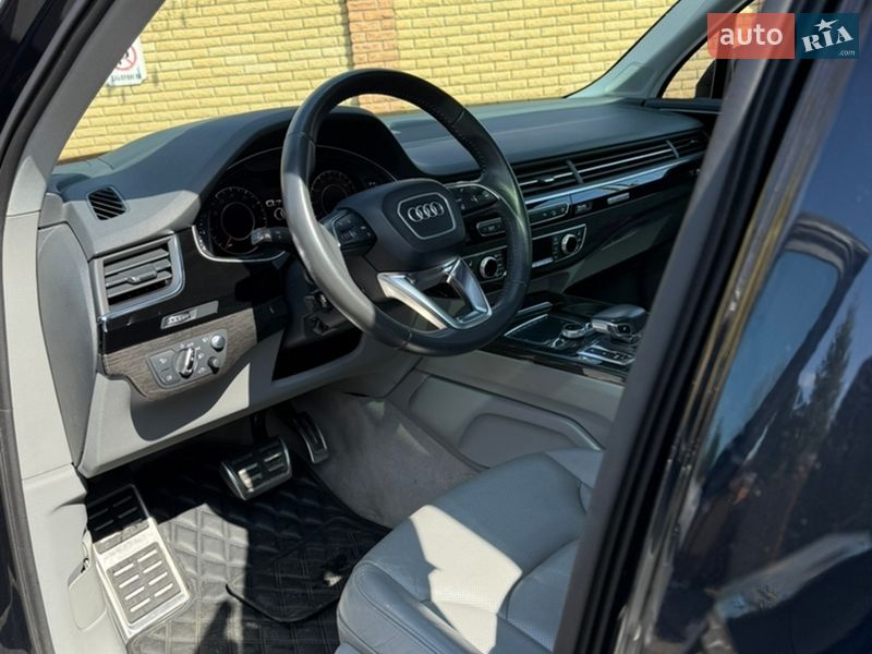 Позашляховик / Кросовер Audi Q7 2017 в Києві фото 34 Позашляховик / Кросовер Audi Q7 2017 в Києві