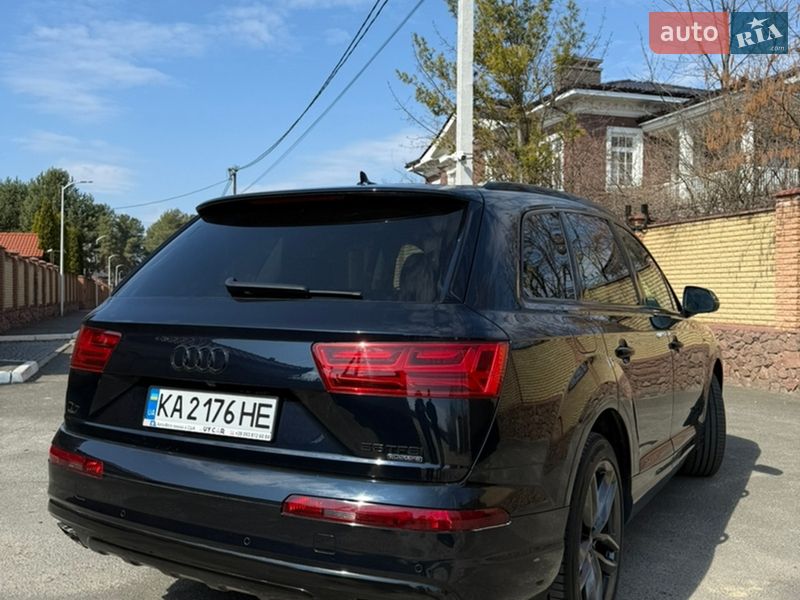 Позашляховик / Кросовер Audi Q7 2017 в Києві фото 14 Позашляховик / Кросовер Audi Q7 2017 в Києві