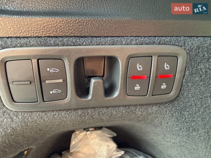 Позашляховик / Кросовер Audi Q7 2023 в Києві фото 25 Позашляховик / Кросовер Audi Q7 2023 в Києві