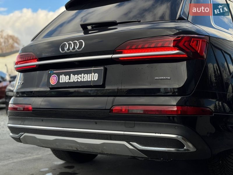 Позашляховик / Кросовер Audi Q7 2019 в Рівному