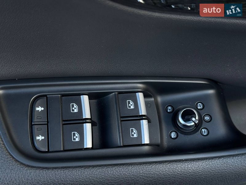 Позашляховик / Кросовер Audi Q7 2019 в Рівному