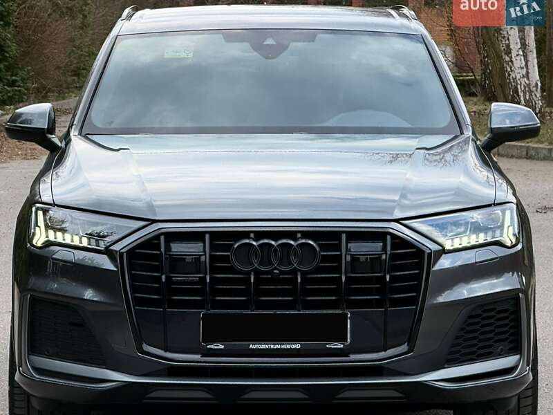Внедорожник / Кроссовер Audi Q7 2020 в Ровно