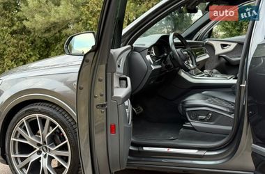 Внедорожник / Кроссовер Audi Q7 2020 в Ровно