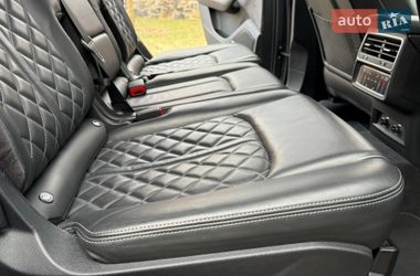 Внедорожник / Кроссовер Audi Q7 2020 в Ровно